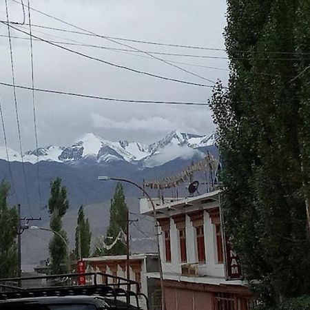 Hotel Sky Desert - Leh Ladakh Ut Zewnętrze zdjęcie